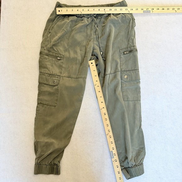 Shein Cargo green cropped pull over casual pants small - Picture 4 of 7